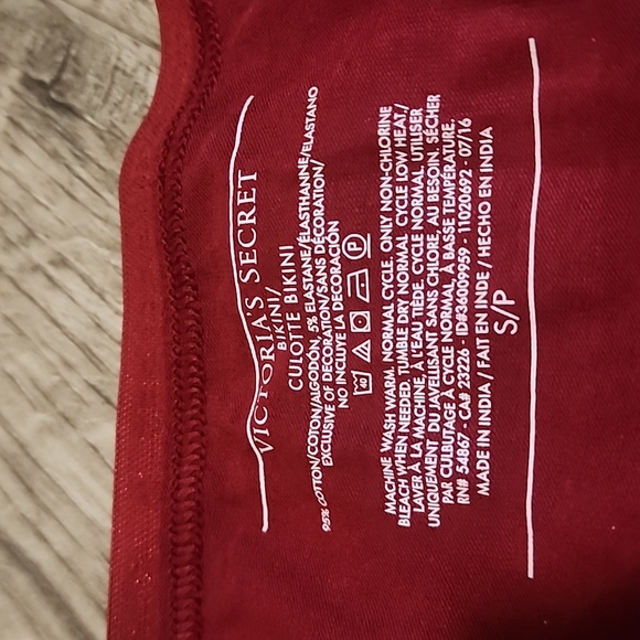 Set of 5 panties and assorted push up bra Victoria's Secret NWOT - Picture 6 of 8